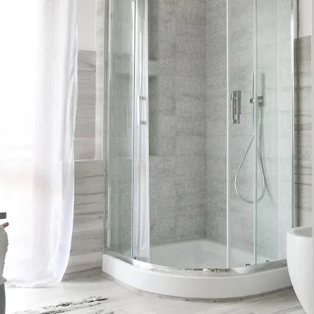 Giomar - Elegante Appartamento A Pochi Passi Dal Mare Apartment *